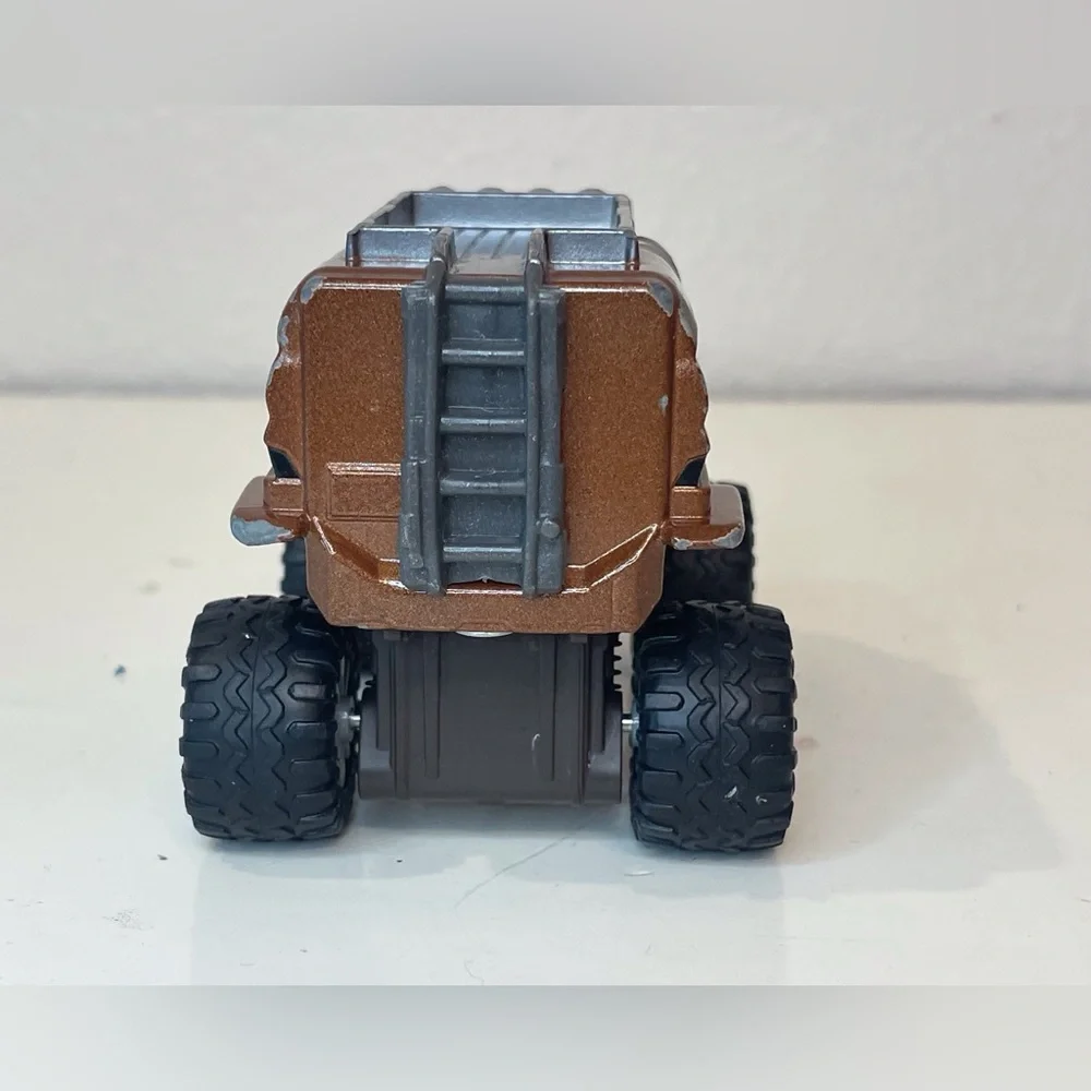 Hot Wheels Star‎ Wars All Terrain Vehicle Car Chewbacca 2017